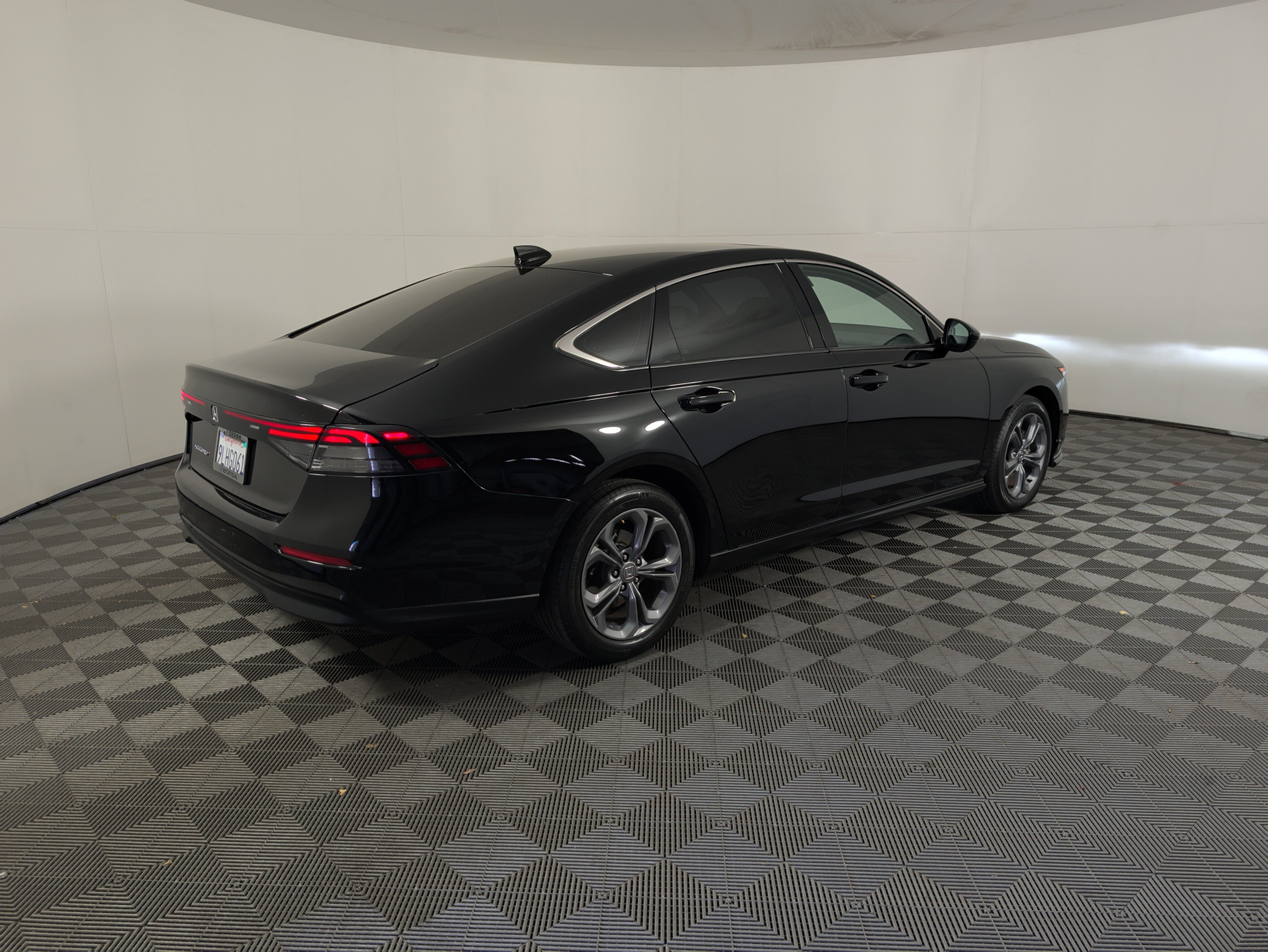 Certified 2024 Honda Accord EX image 4