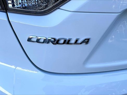 Used 2024 Toyota Corolla LE image 30
