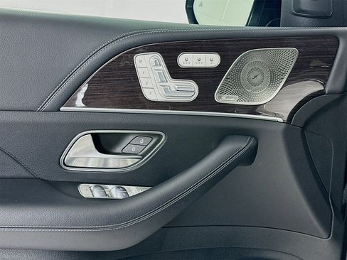 Certified 2021 Mercedes-Benz GLS 580 4MATIC image 19