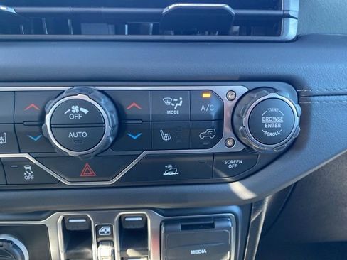 New 2026 Jeep Gladiator Mojave AWD/4WD image 26