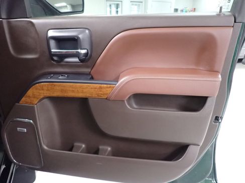 Used 2015 Chevrolet Silverado 1500 High Country w/ High Country Premium Package image 7