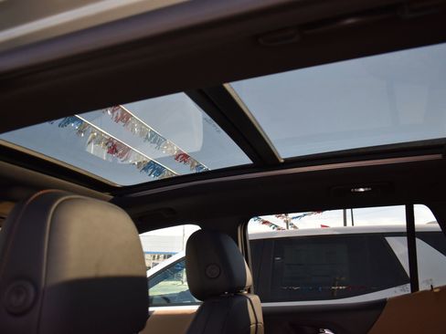 New 2026 Chevrolet Equinox ACTIV image 16