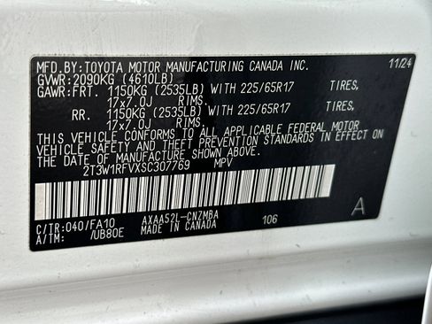 Used 2025 Toyota RAV4 XLE w/ Convenience Package FWD image 40