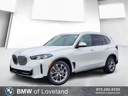 New 2026 BMW X5 xDrive50e w/ Premium Package AWD/4WD image 1