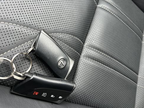 Used 2022 Lexus ES 350 Ultra Luxury image 20