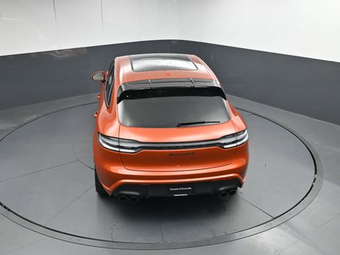 Certified 2022 Porsche Macan GTS image 36