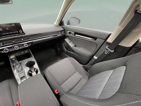 Used 2022 Honda Civic EX image 8