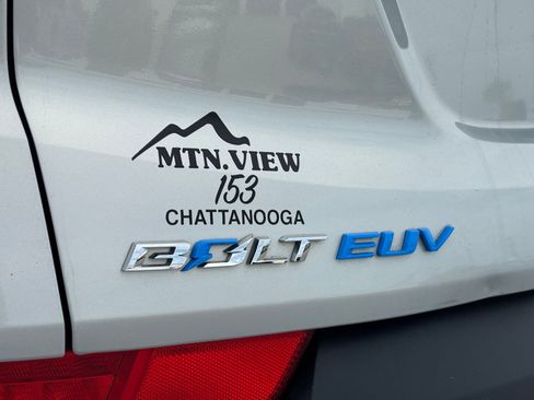 Used 2023 Chevrolet Bolt EUV LT FWD image 15