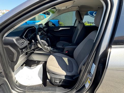 Used 2022 Ford Escape SE w/ Convenience Package image 12