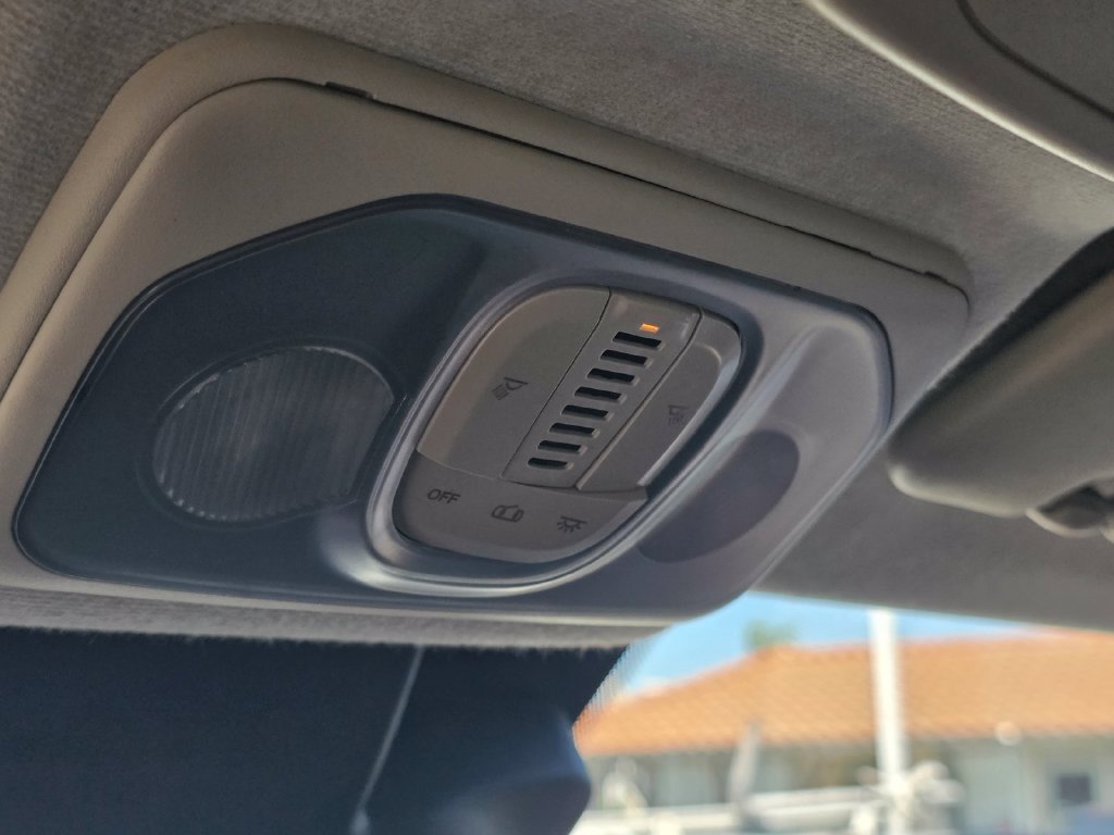 Used 2025 RAM ProMaster 2500 w/ Convenience Group FWD image 30