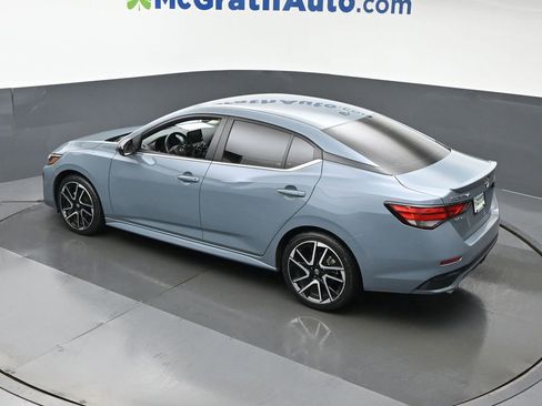 Used 2025 Nissan Sentra SR image 21
