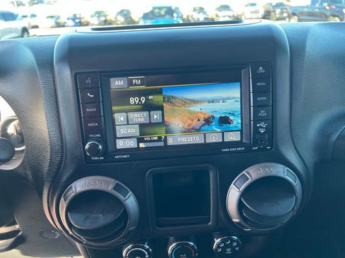 Used 2014 Jeep Wrangler Unlimited Sport image 36