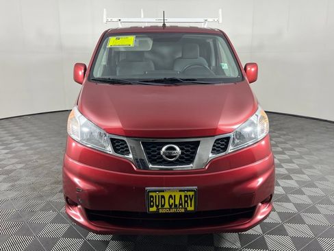 Used 2015 Nissan NV200 SV w/ Exterior Appearance Package image 2