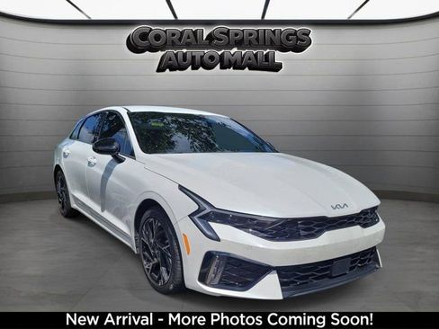 Certified 2025 Kia K5 GT-Line image 2