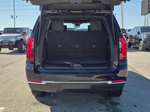 New 2026 GMC Yukon Elevation w/ Elevation Premium Package AWD/4WD image 7