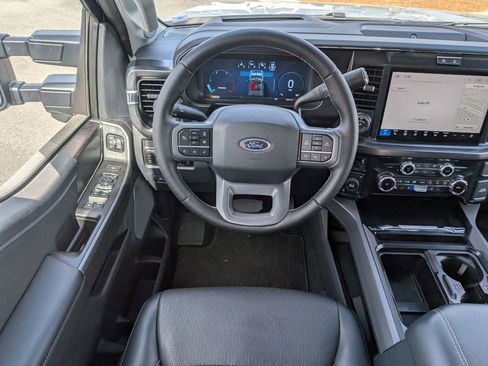 Certified 2026 Ford F250 Lariat w/ Black Appearance Package image 16