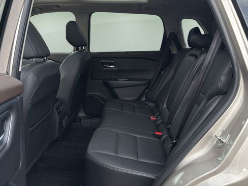 Used 2021 Nissan Rogue SL w/ Premium Package AWD/4WD image 15