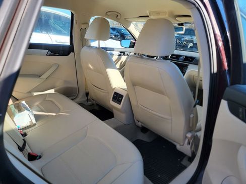 Used 2013 Volkswagen Passat 2.5 SE image 19