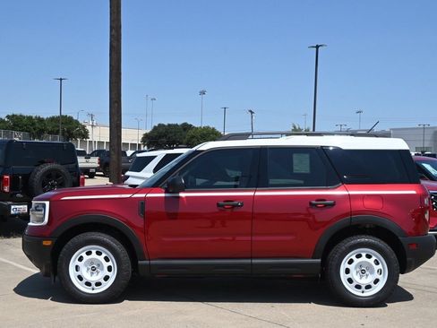 Used 2025 Ford Bronco Sport Heritage w/ Convenience Package AWD/4WD image 3