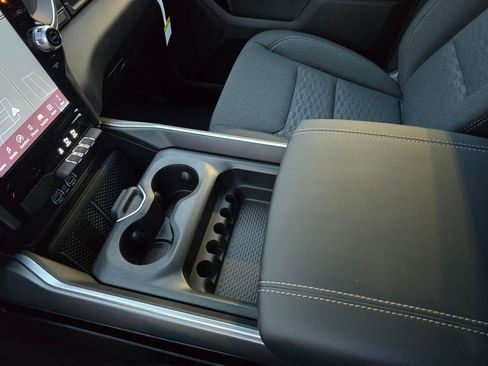 New 2026 RAM 1500 Big Horn AWD/4WD image 26