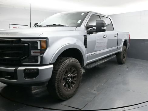 Used 2022 Ford F250 Lariat w/ Tremor Off-Road Package image 4