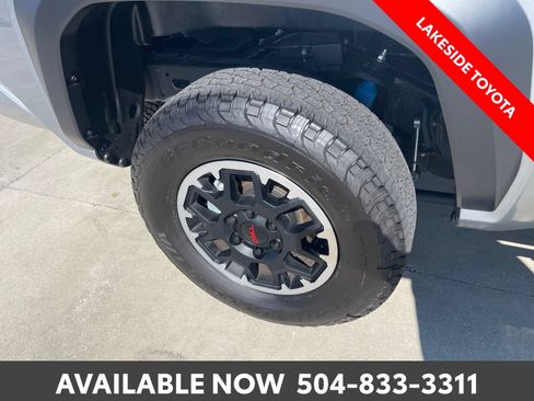 Certified 2026 Toyota Tacoma TRD Off-Road AWD/4WD image 12