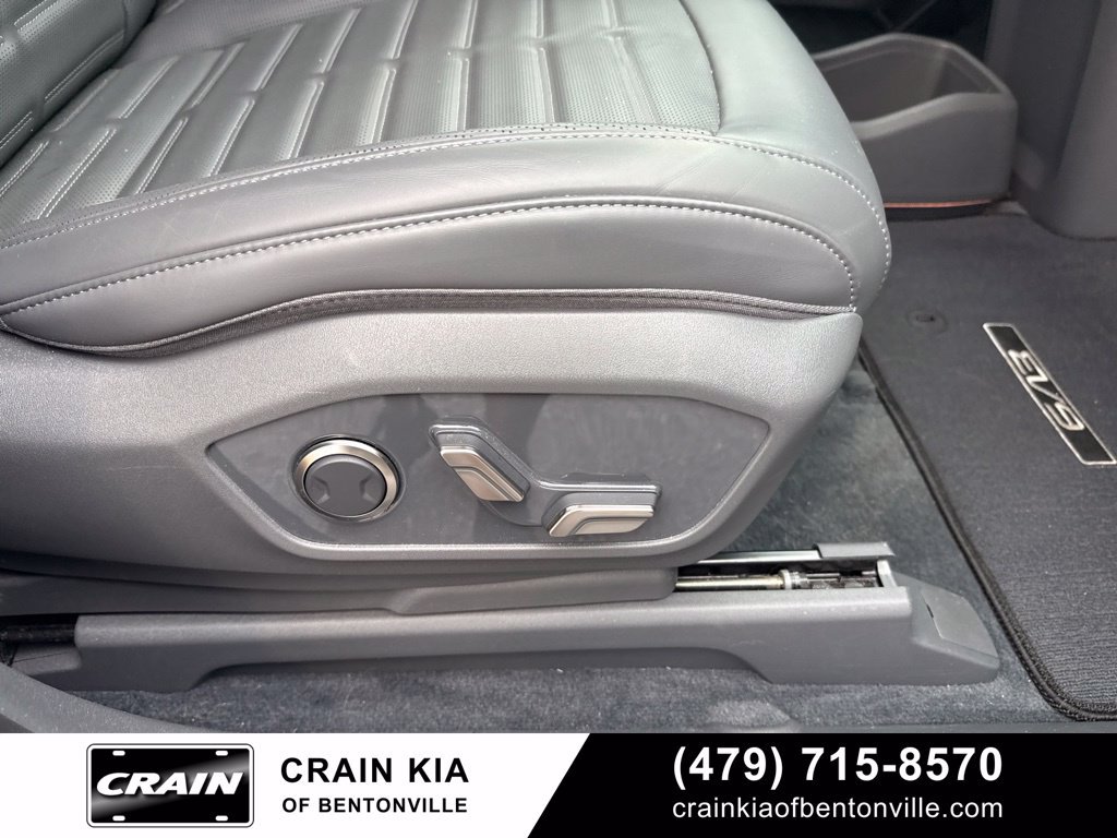 Certified 2024 Kia EV9 Land AWD/4WD image 18