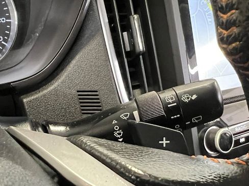 Used 2022 Subaru Crosstrek 2.5i Limited w/ Moonroof Package 2 image 33