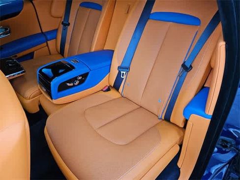 Used 2024 Rolls-Royce Ghost image 19