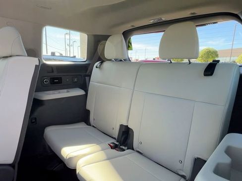 Certified 2024 Hyundai Santa Fe Limited image 39