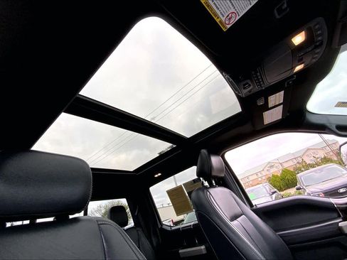 Certified 2022 Ford F350 Lariat w/ Lariat Ultimate Package image 20