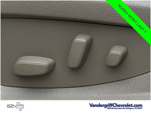 Used 2017 Chevrolet Suburban LT RWD image 19