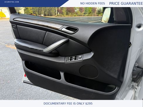 Used 2004 BMW X5 4.8is image 19