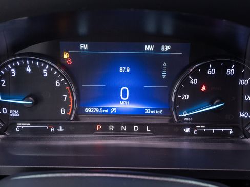 Used 2023 Ford Explorer XLT w/ Equipment Group 202A RWD image 21