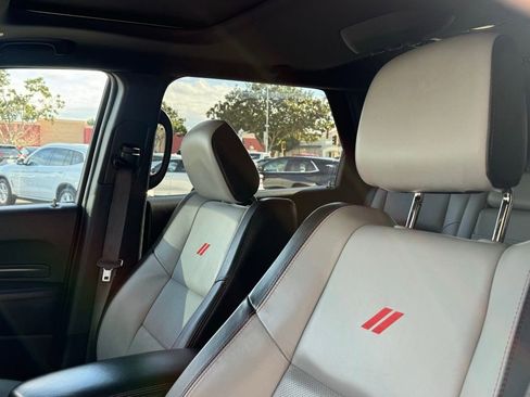 Used 2024 Dodge Durango GT image 17