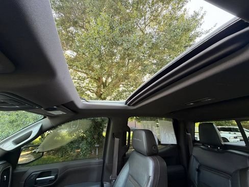 Used 2019 GMC Sierra 1500 Denali w/ Denali Ultimate Package AWD/4WD image 28