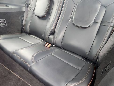 Used 2025 Lincoln Aviator Black Label AWD/4WD image 31
