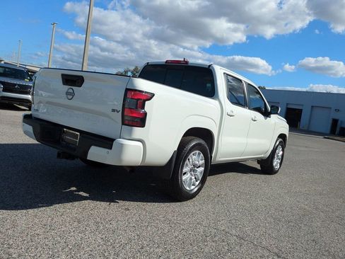 Certified 2022 Nissan Frontier SV image 5