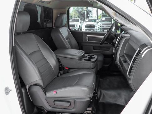 Used 2015 RAM 3500 Tradesman w/ Power & Remote Entry Group image 30