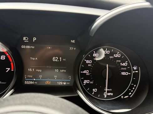 Used 2018 Alfa Romeo Giulia Ti Sport w/ Quick Order Package 22U Sport RWD image 20