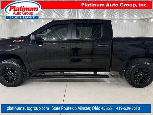 Used 2020 Chevrolet Silverado 1500 Custom Trail Boss w/ Custom Convenience Package AWD/4WD image 2