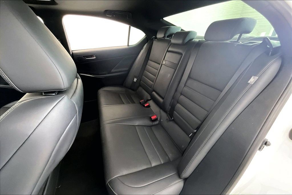 Used 2025 Lexus IS 500 w/ Accessory Package RWD image 35