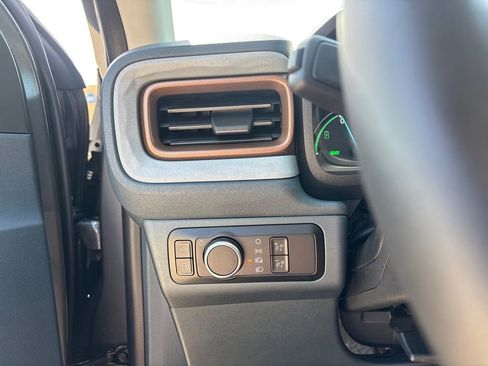 Used 2024 Ford Maverick Lariat image 20