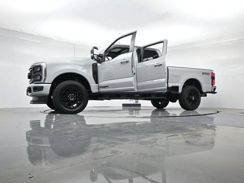 New 2026 Ford F250 Lariat w/ Black Appearance Package AWD/4WD image 52