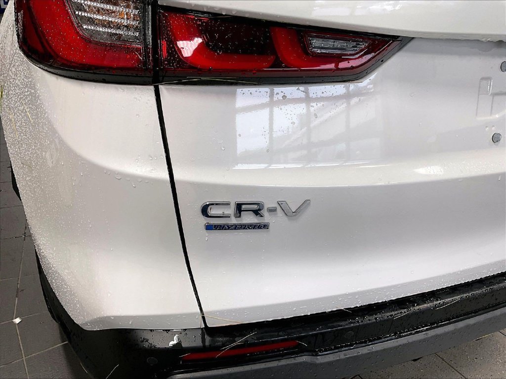 Used 2024 Honda CR-V Sport Touring image 28