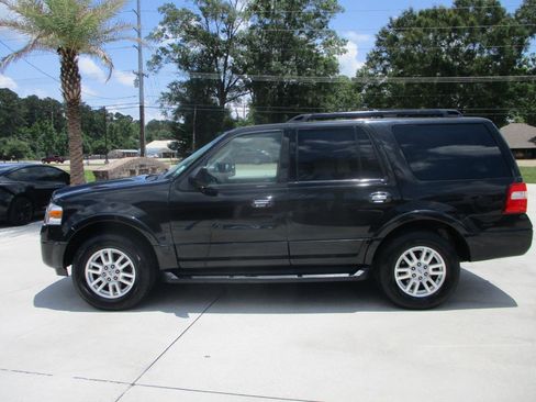 Used 2014 Ford Expedition XLT w/ Leather Seating Package RWD image 18