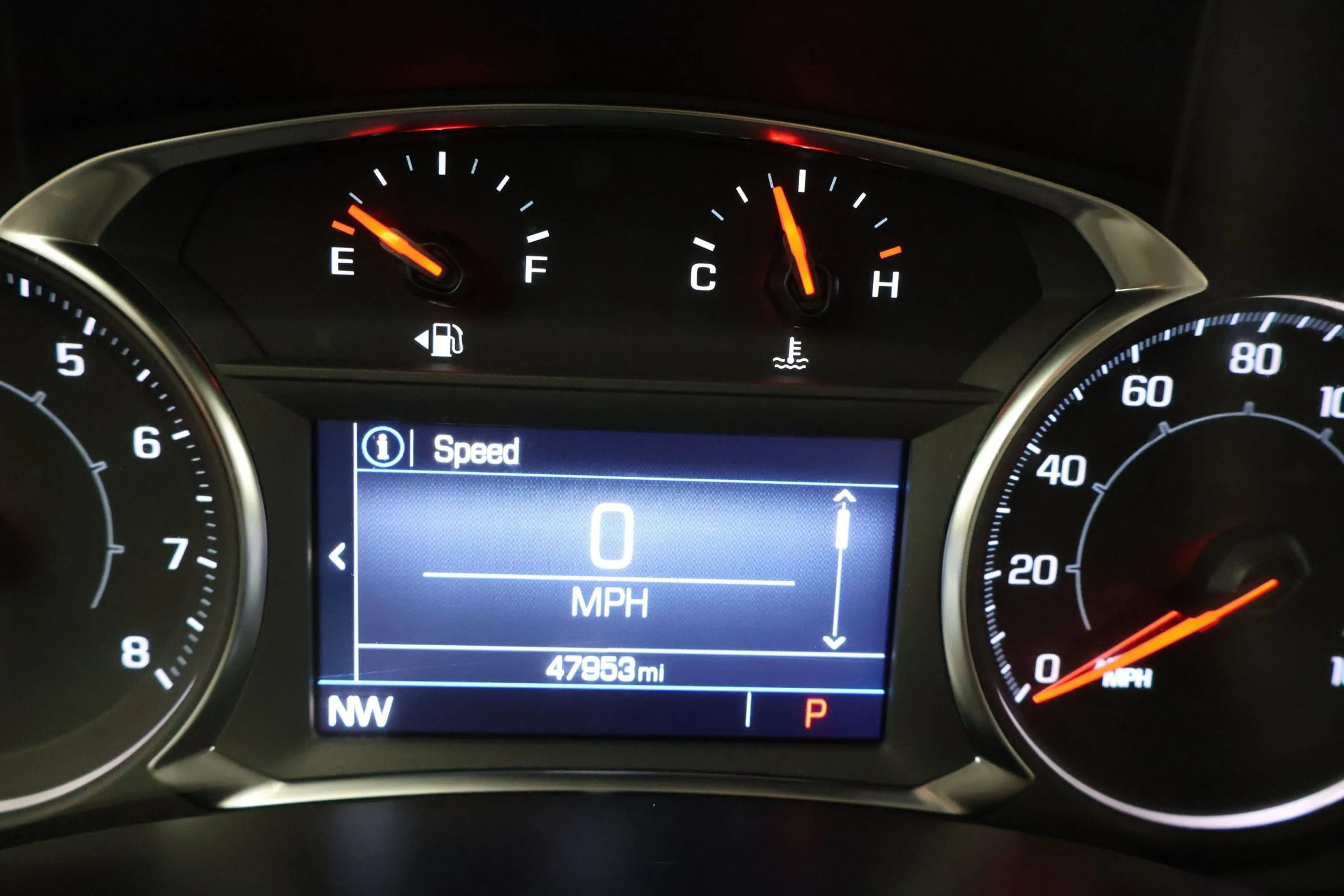 Used 2024 GMC Terrain SLE AWD/4WD image 26