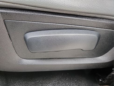 Used 2015 RAM 1500 Tradesman image 15