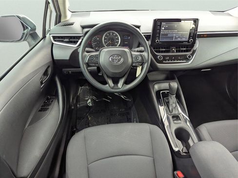 Used 2022 Toyota Corolla LE image 16