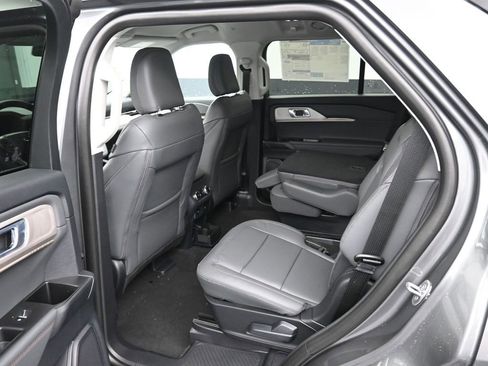 New 2026 Ford Explorer Active w/ Active Comfort Package image 19